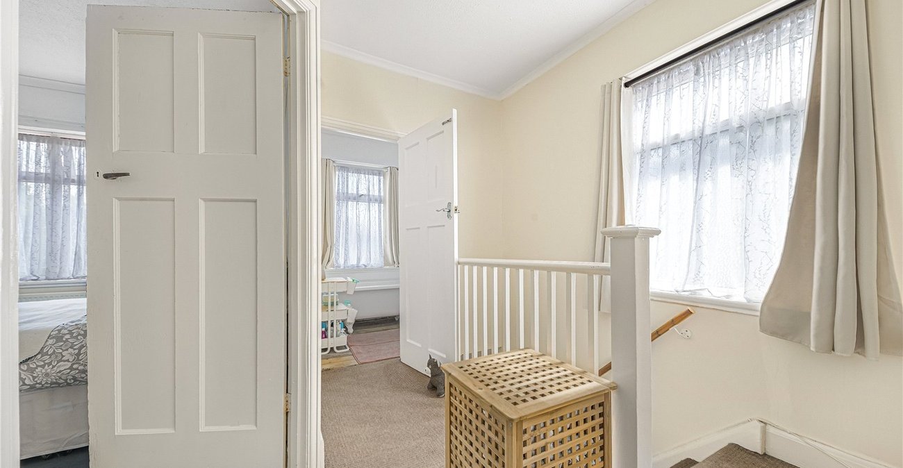 3 bedroom house for sale in Welling | Robinson Jackson