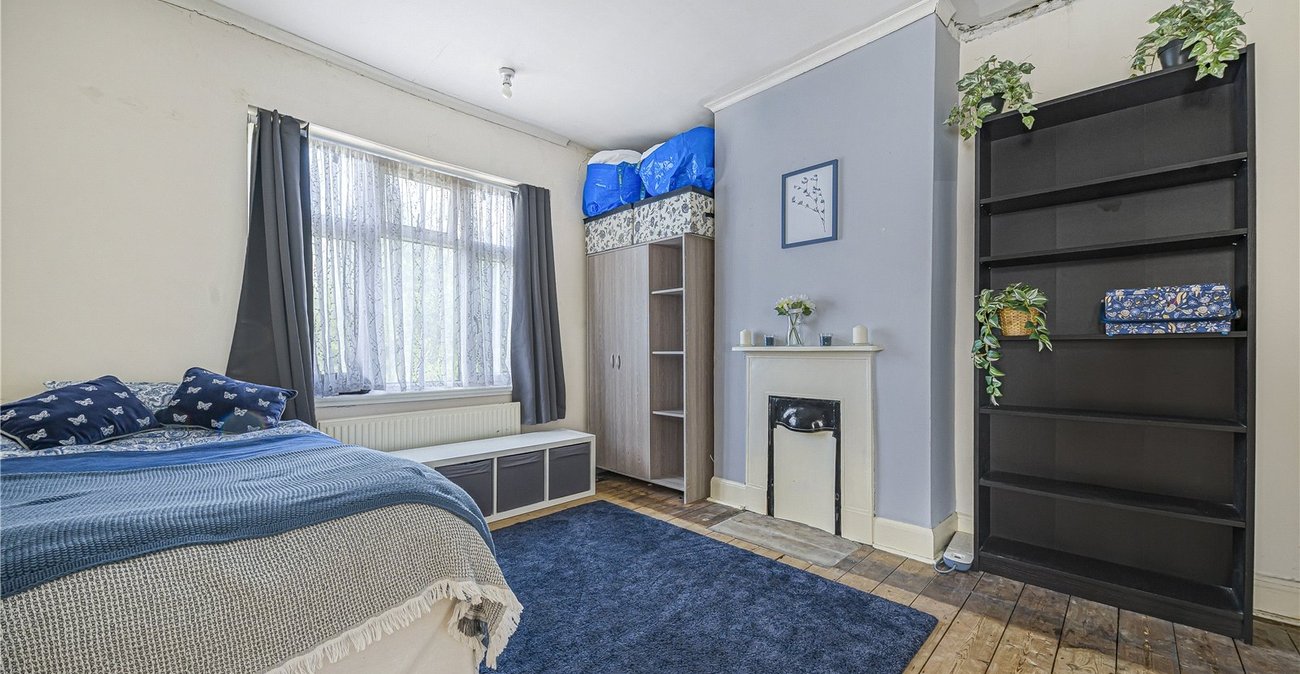 3 bedroom house for sale in Welling | Robinson Jackson