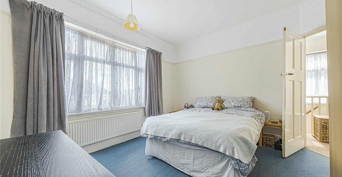 3 bedroom house for sale in Welling | Robinson Jackson