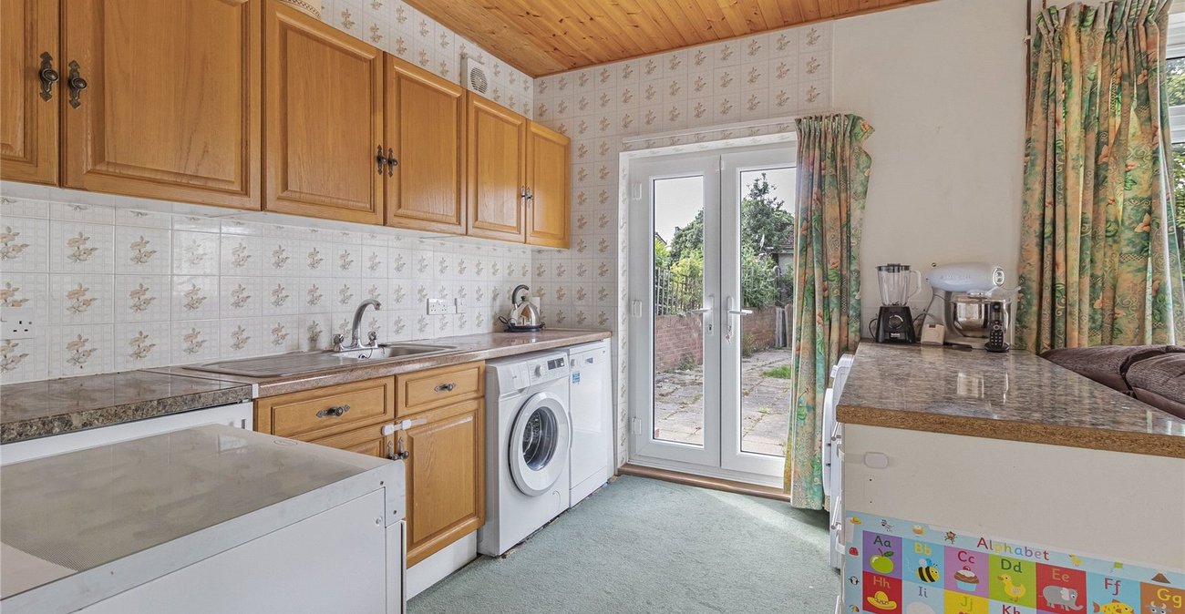 4 bedroom house for sale in Welling | Robinson Jackson