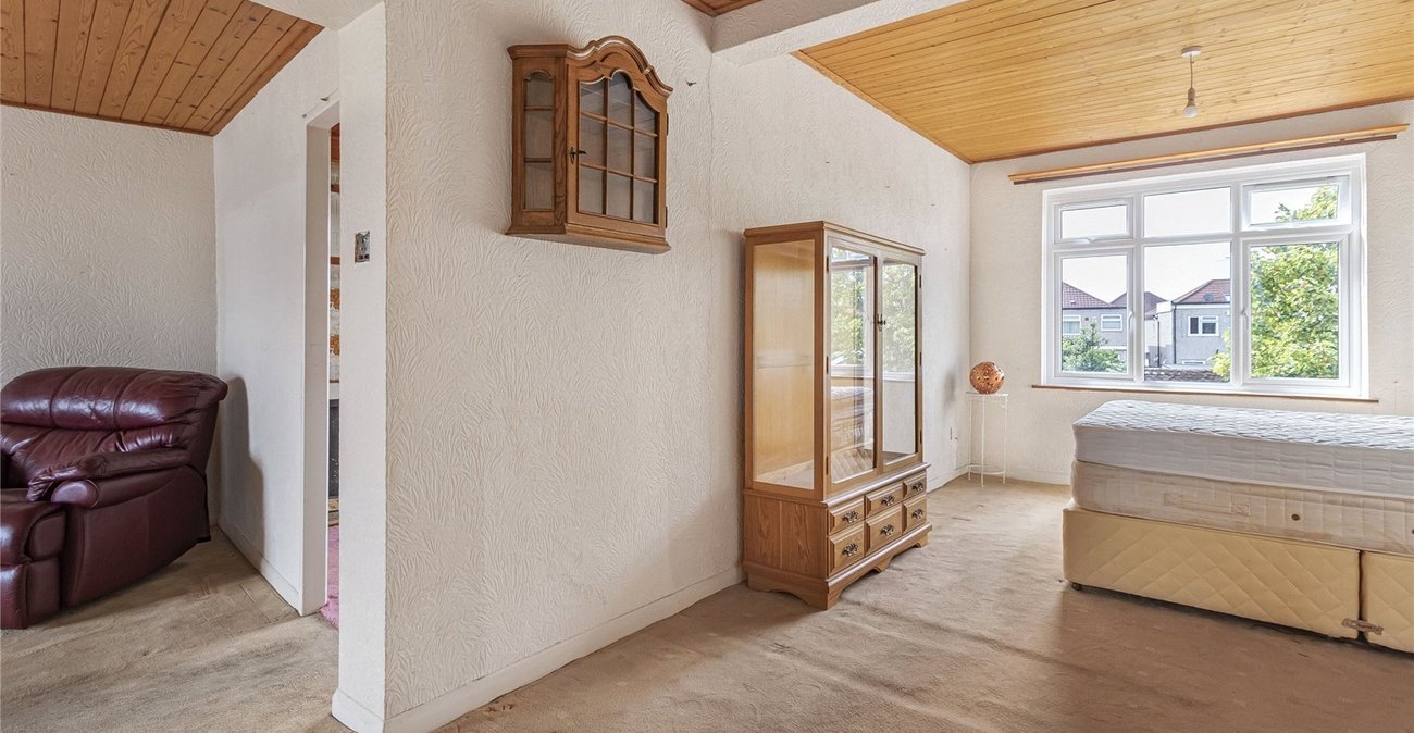 4 bedroom house for sale in Welling | Robinson Jackson