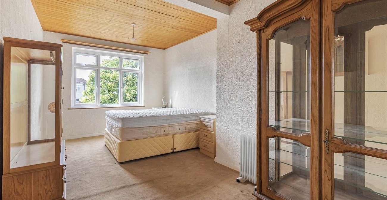 4 bedroom house for sale in Welling | Robinson Jackson