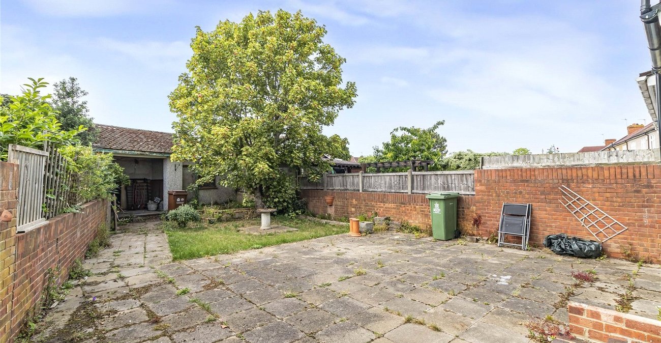 4 bedroom house for sale in Welling | Robinson Jackson