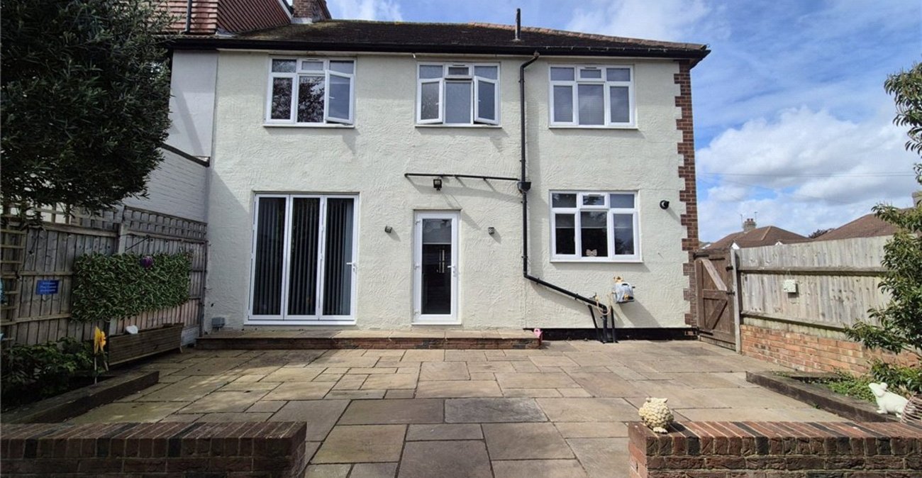 4 bedroom house for sale in Orpington | Robinson Jackson