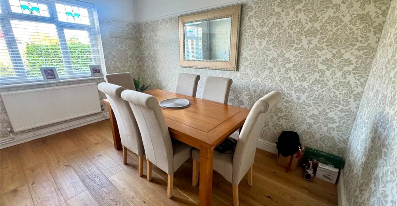 4 bedroom house for sale in Orpington | Robinson Jackson