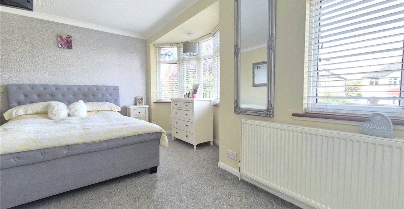 4 bedroom house for sale in Orpington | Robinson Jackson