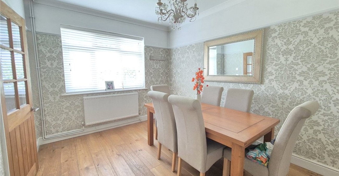 4 bedroom house for sale in Orpington | Robinson Jackson
