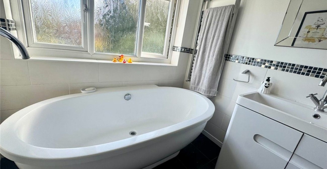 4 bedroom house for sale in Orpington | Robinson Jackson