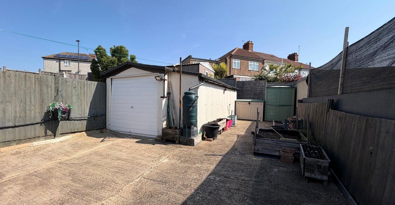 3 bedroom house for sale in Plumstead | Robinson Jackson