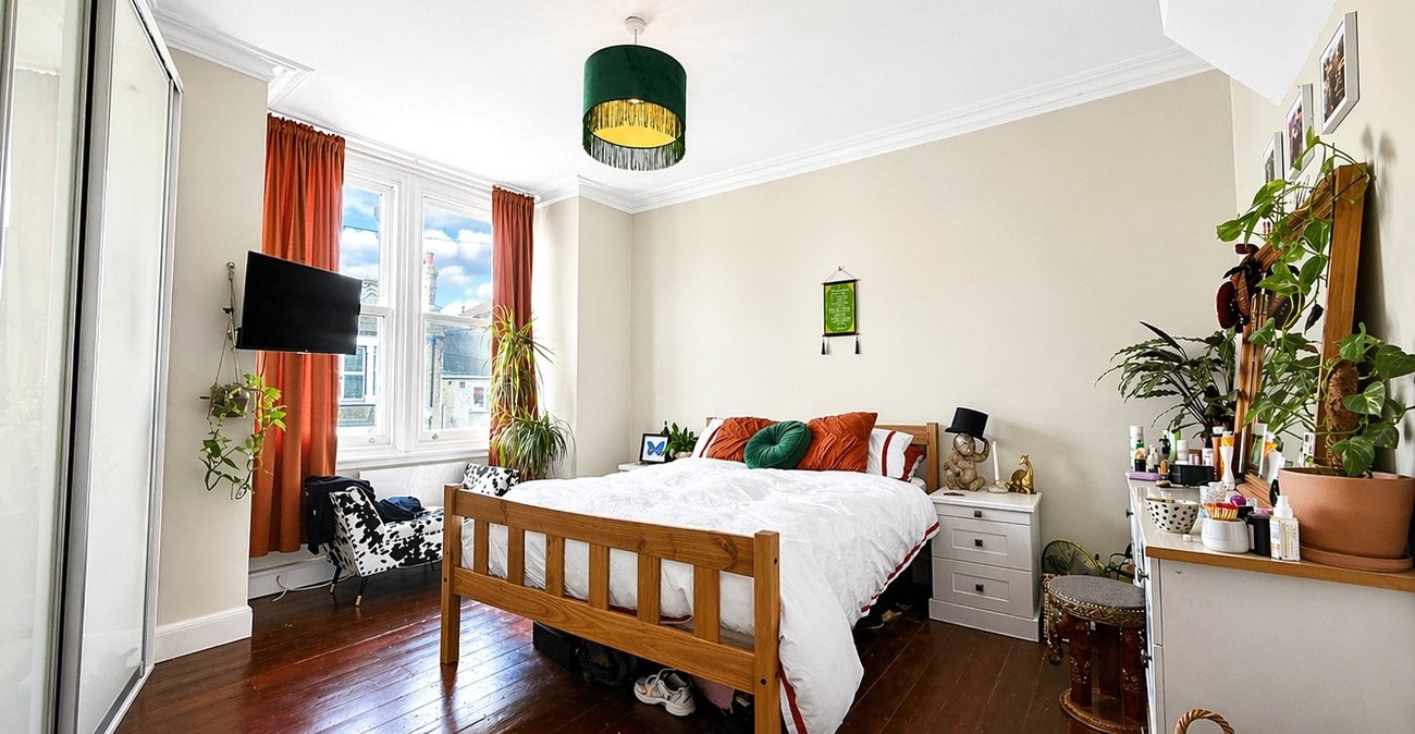 3 bedroom house for sale in Lewisham | Robinson Jackson