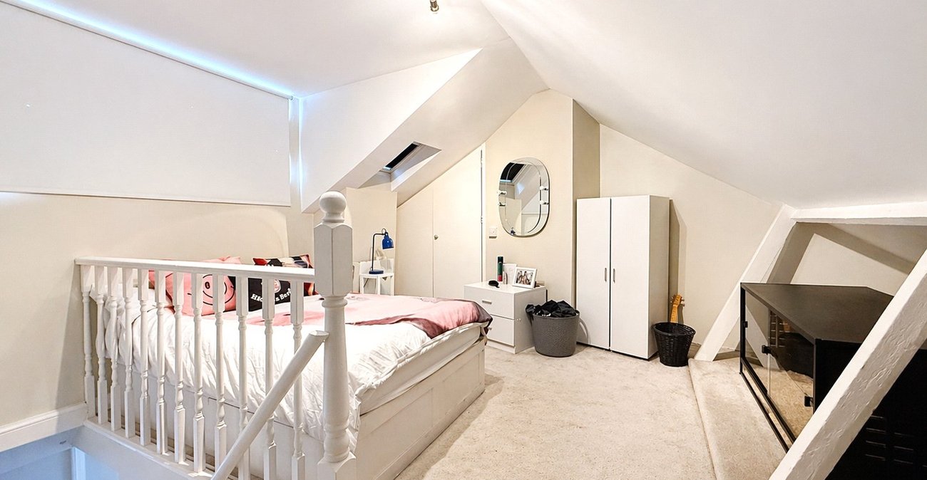 3 bedroom house for sale in Lewisham | Robinson Jackson