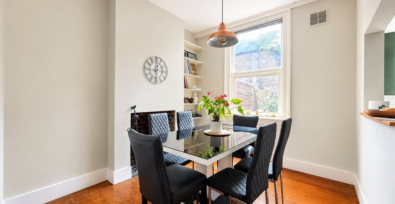 3 bedroom house for sale in Lewisham | Robinson Jackson