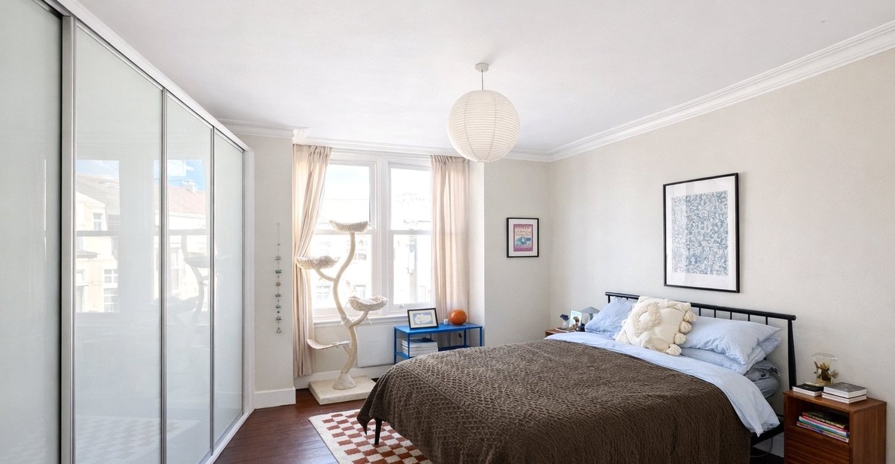 3 bedroom house for sale in Lewisham | Robinson Jackson