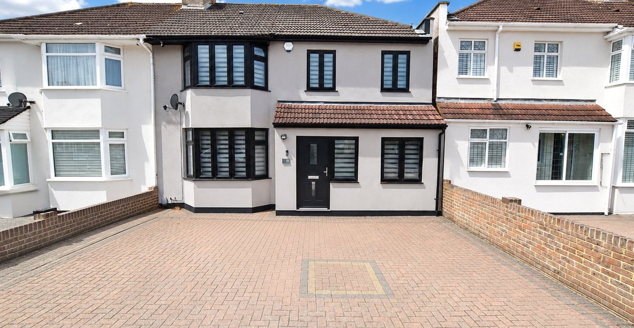 4 bedroom house for sale in Bexleyheath | Robinson Jackson