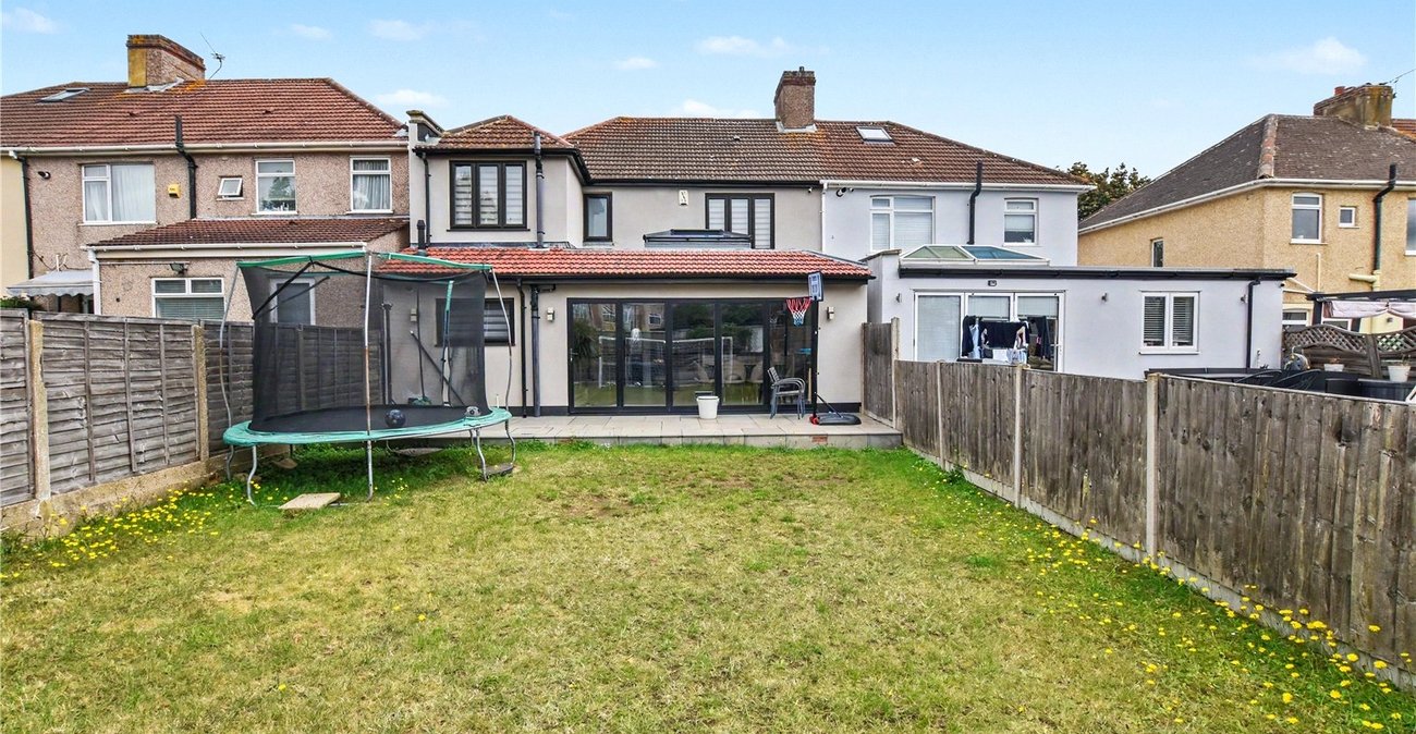 4 bedroom house for sale in Bexleyheath | Robinson Jackson