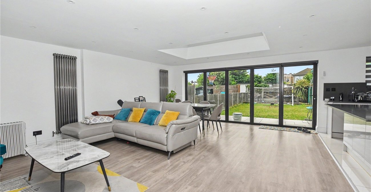 4 bedroom house for sale in Bexleyheath | Robinson Jackson