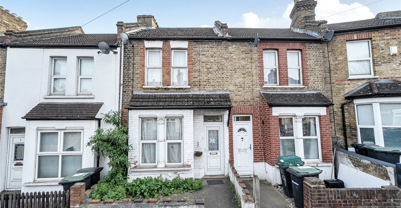 3 bedroom house for sale in Sydenham | Robinson Jackson