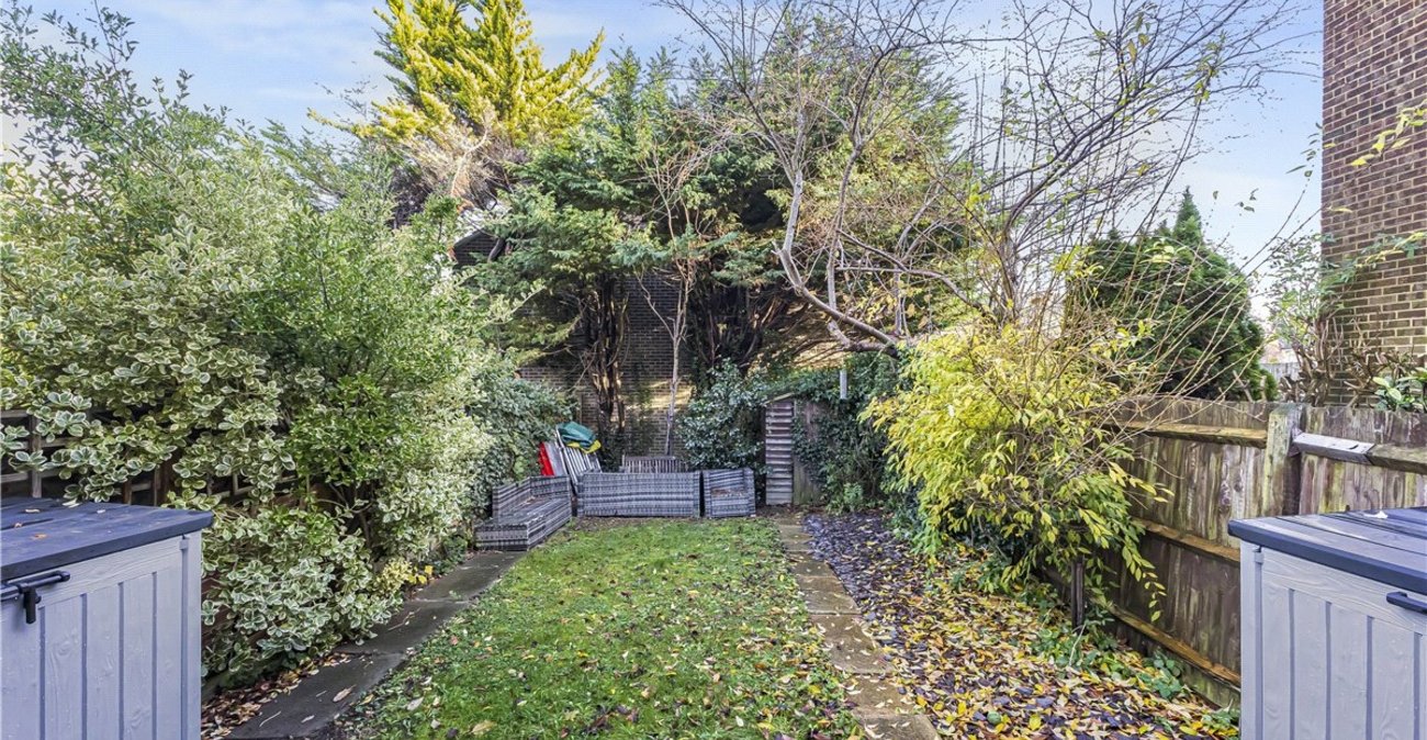 3 bedroom house for sale in Orpington | Robinson Jackson