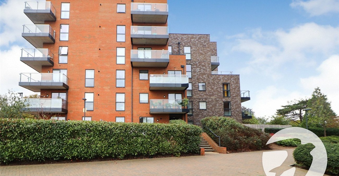 2 bedroom property for sale in Erith | Robinson Jackson