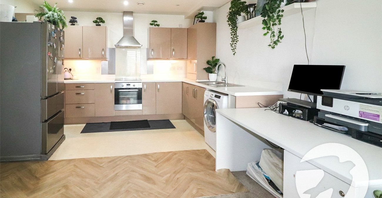 2 bedroom property for sale in Erith | Robinson Jackson