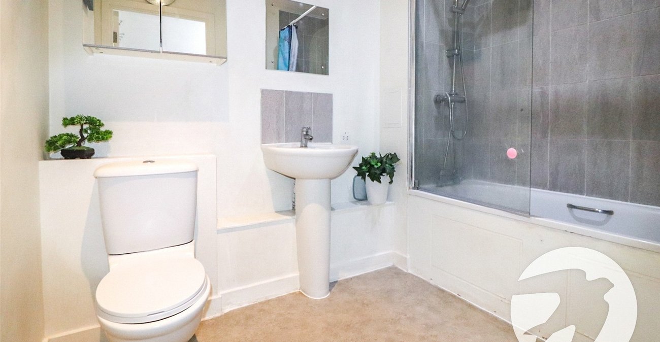 2 bedroom property for sale in Erith | Robinson Jackson