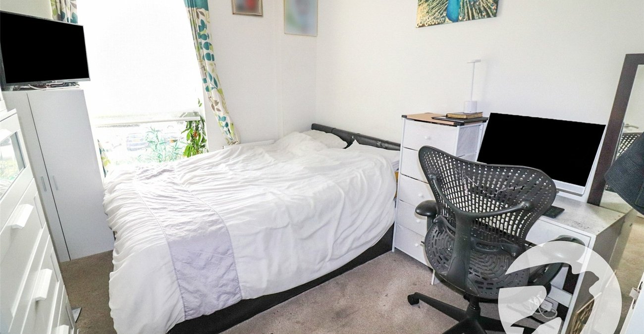 2 bedroom property for sale in Erith | Robinson Jackson