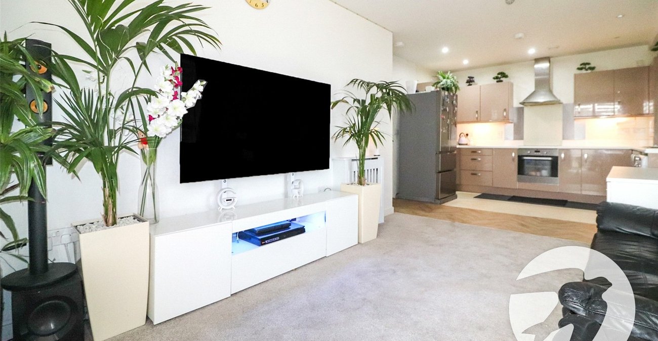2 bedroom property for sale in Erith | Robinson Jackson