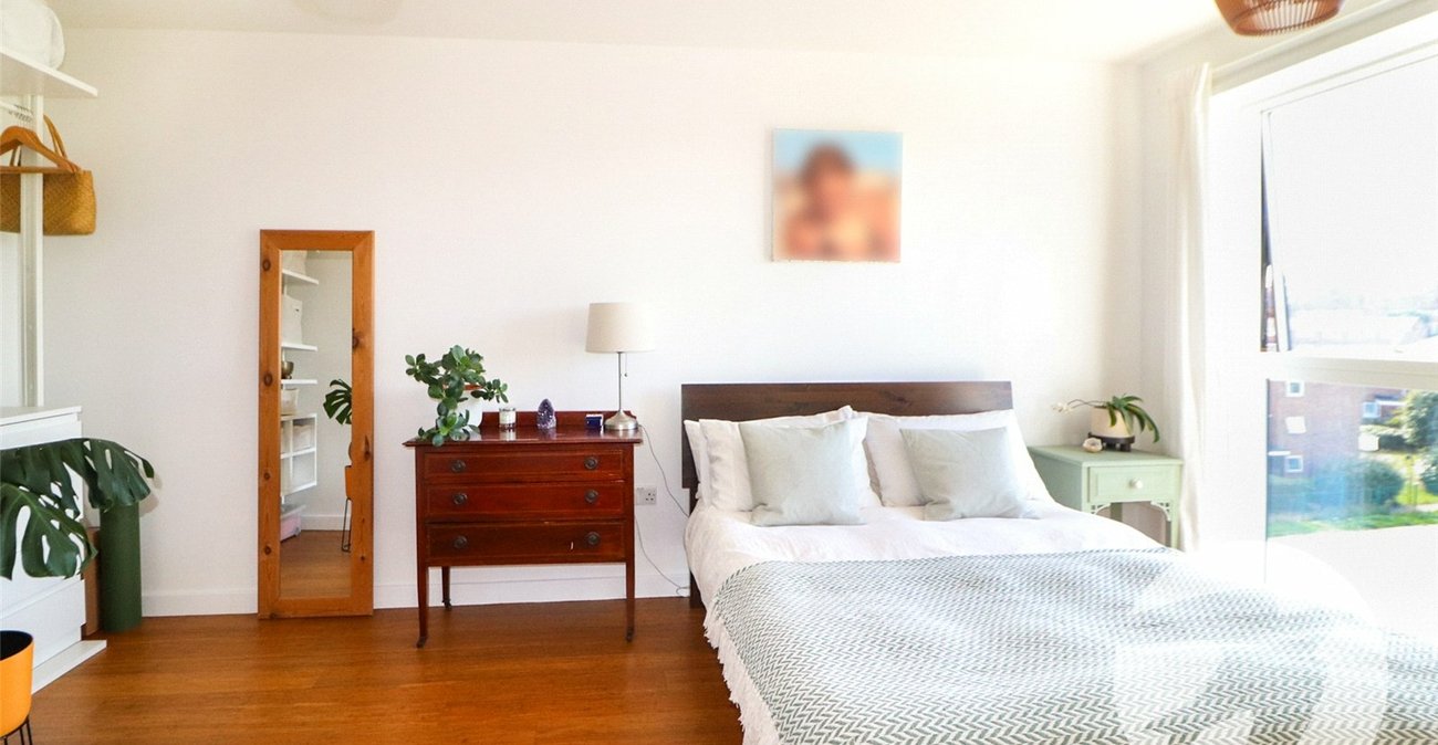 2 bedroom property for sale in Erith | Robinson Jackson