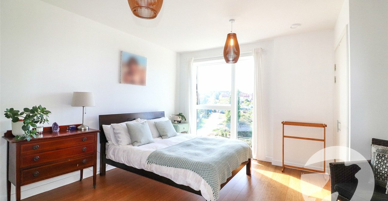 2 bedroom property for sale in Erith | Robinson Jackson