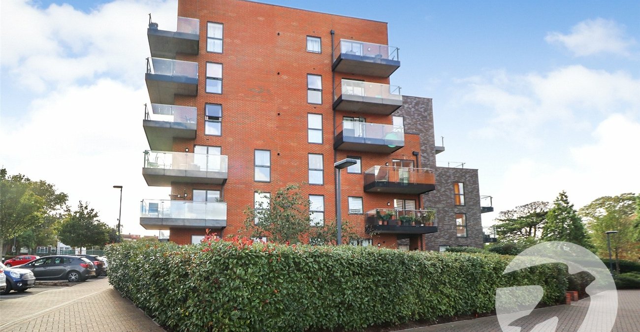 2 bedroom property for sale in Erith | Robinson Jackson