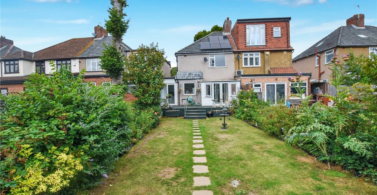 4 bedroom house for sale in Bexleyheath | Robinson Jackson