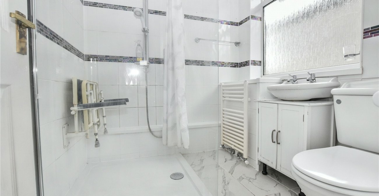 4 bedroom house for sale in Bexleyheath | Robinson Jackson