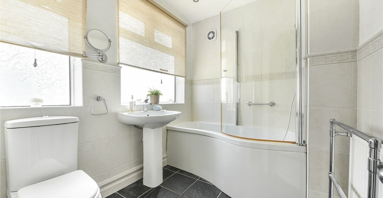 3 bedroom house for sale in Bexleyheath | Robinson Jackson