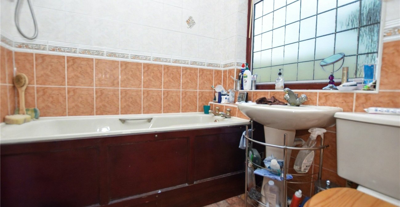 3 bedroom house for sale in Bexleyheath | Robinson Jackson