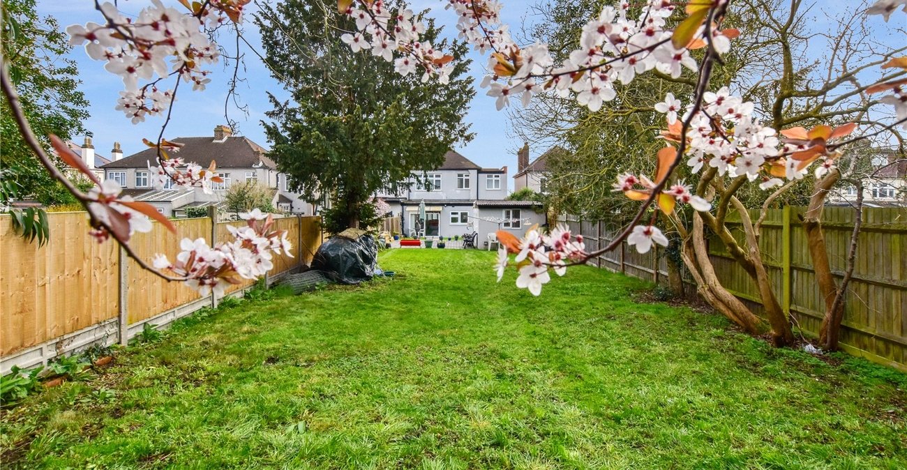 5 bedroom house for sale in Bexleyheath | Robinson Jackson