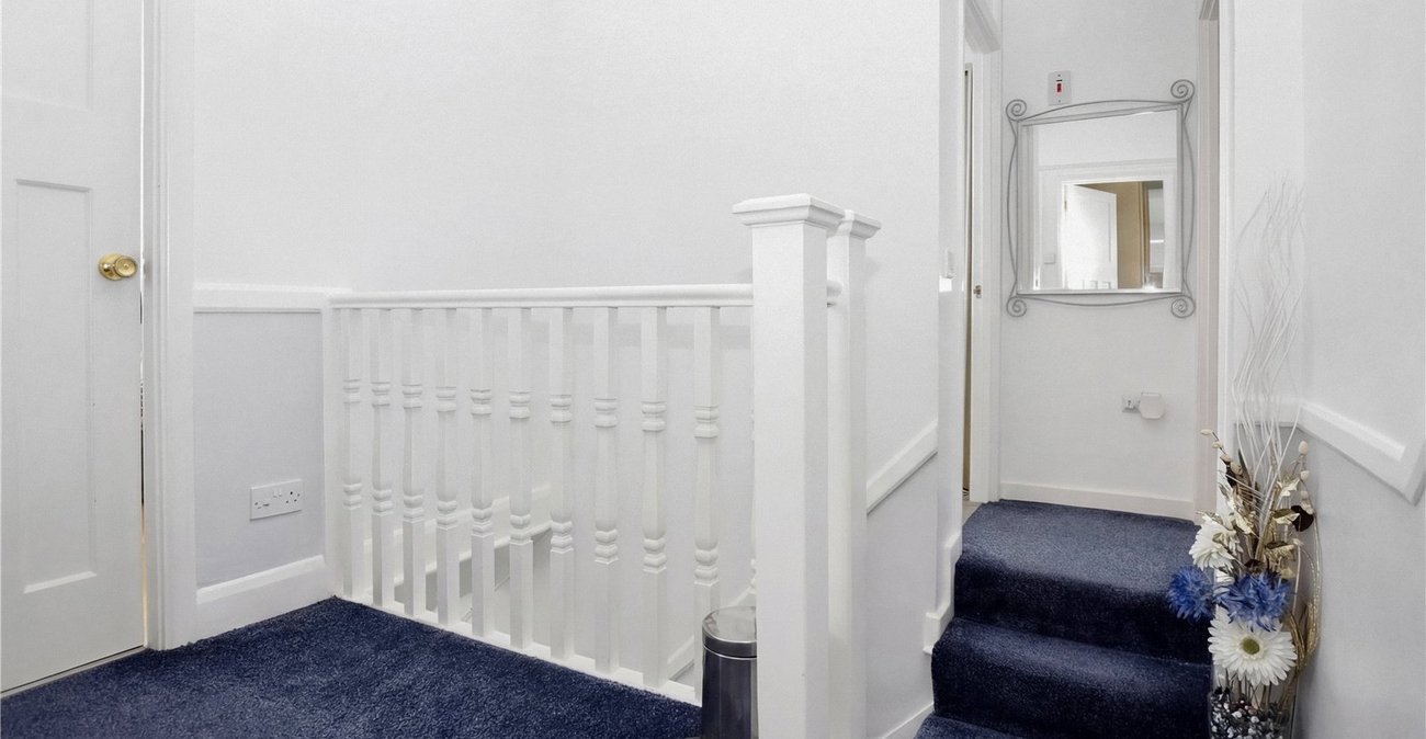 5 bedroom house for sale in Bexleyheath | Robinson Jackson