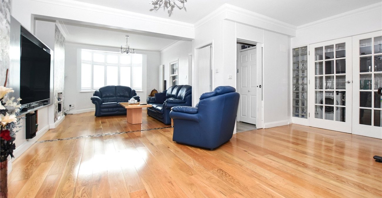 5 bedroom house for sale in Bexleyheath | Robinson Jackson