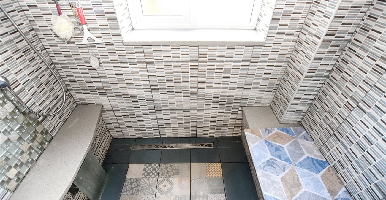 5 bedroom house for sale in Bexleyheath | Robinson Jackson