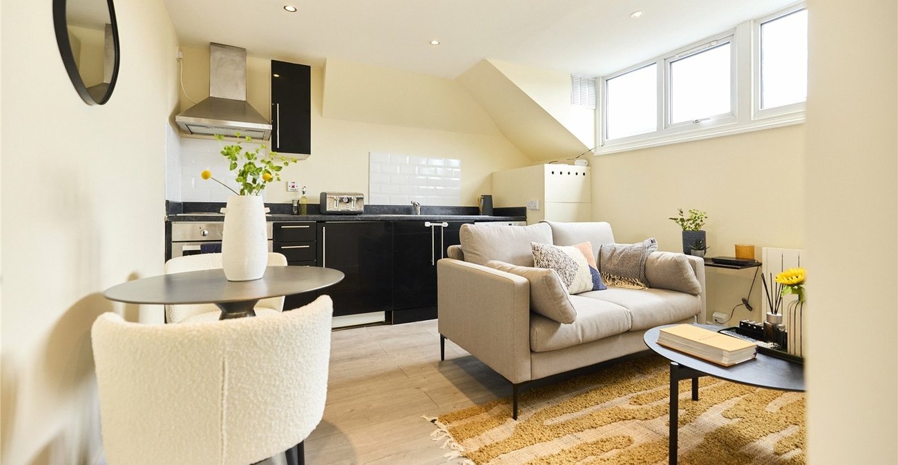 1 bedroom property for sale in London | Robinson Jackson