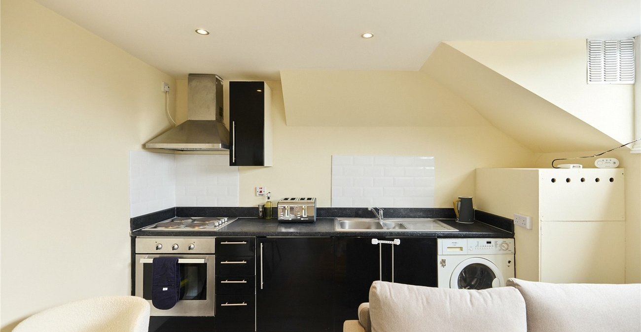 1 bedroom property for sale in London | Robinson Jackson