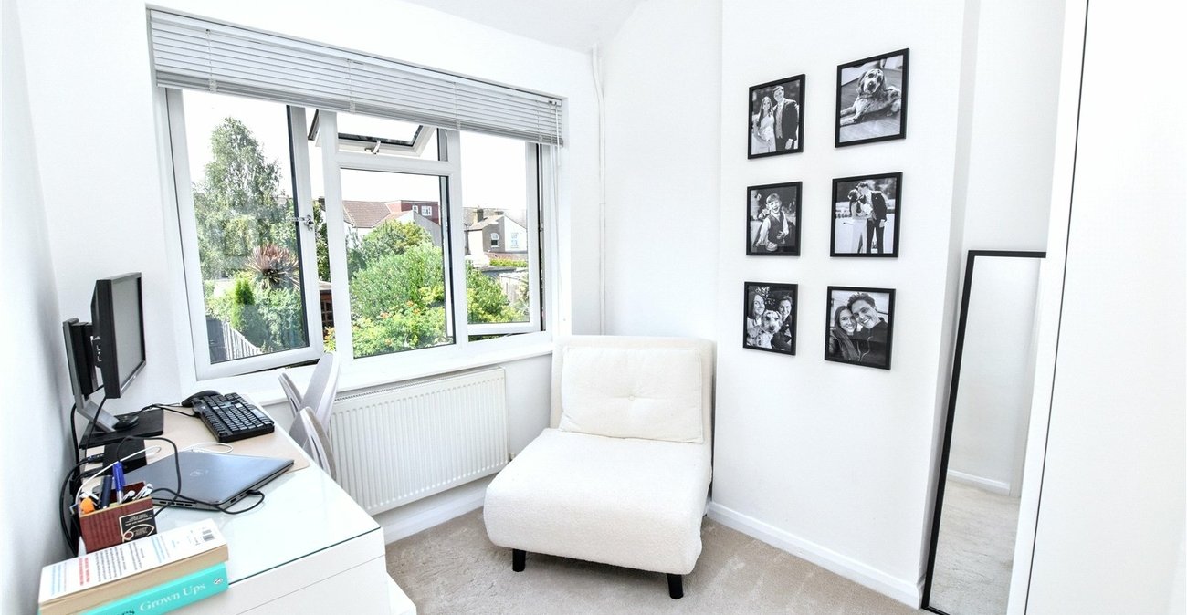 2 bedroom house for sale in Bexleyheath | Robinson Jackson