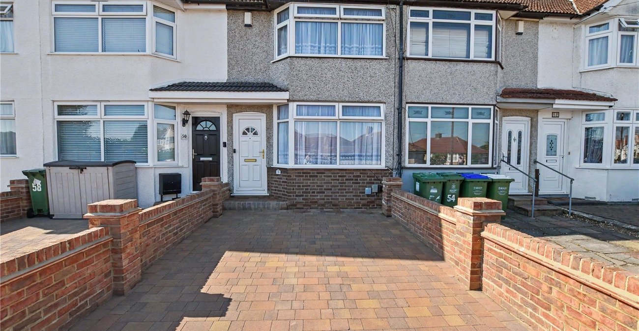 2 bedroom house for sale in Bexleyheath | Robinson Jackson