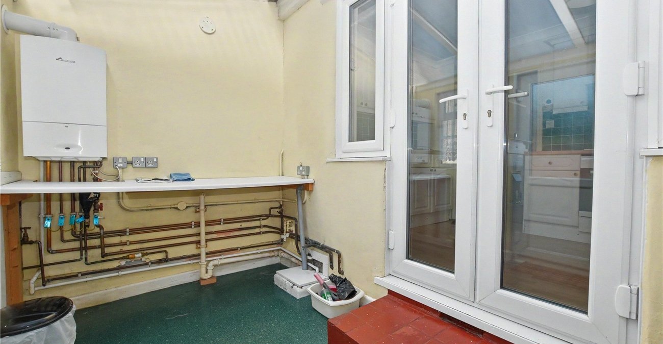 2 bedroom house for sale in Bexleyheath | Robinson Jackson