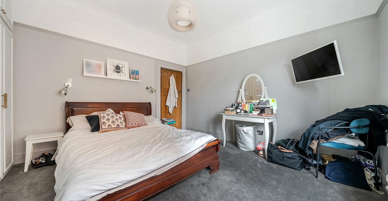 2 bedroom property for sale in Sydenham | Robinson Jackson