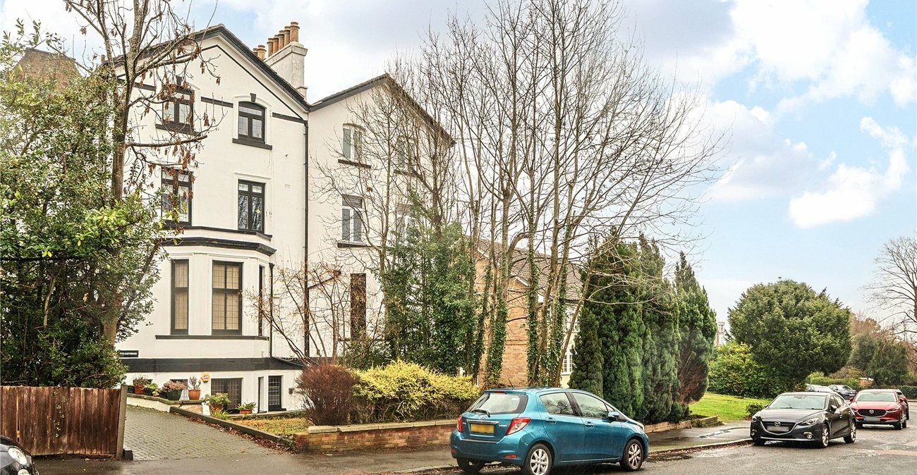 2 bedroom property for sale in Sydenham | Robinson Jackson