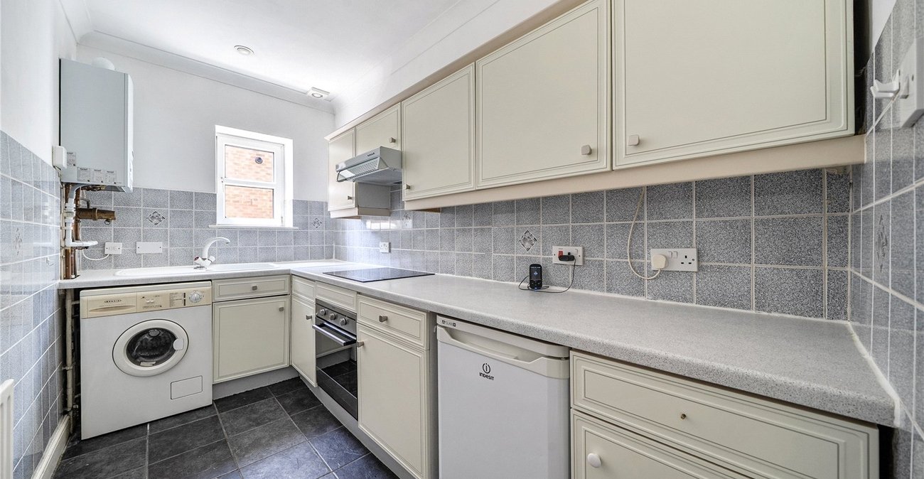 1 bedroom property for sale in Sydenham | Robinson Jackson