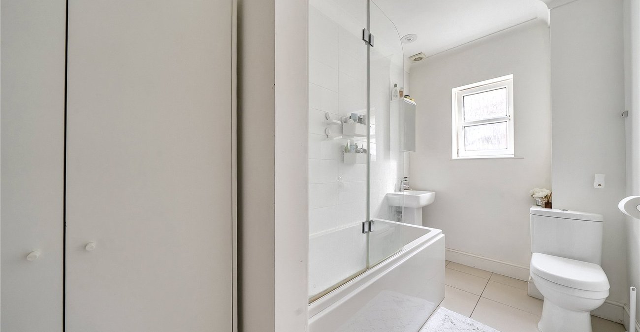 1 bedroom property for sale in Sydenham | Robinson Jackson