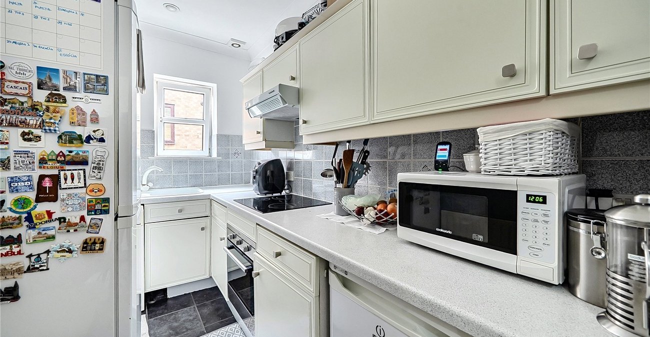 1 bedroom property for sale in Sydenham | Robinson Jackson