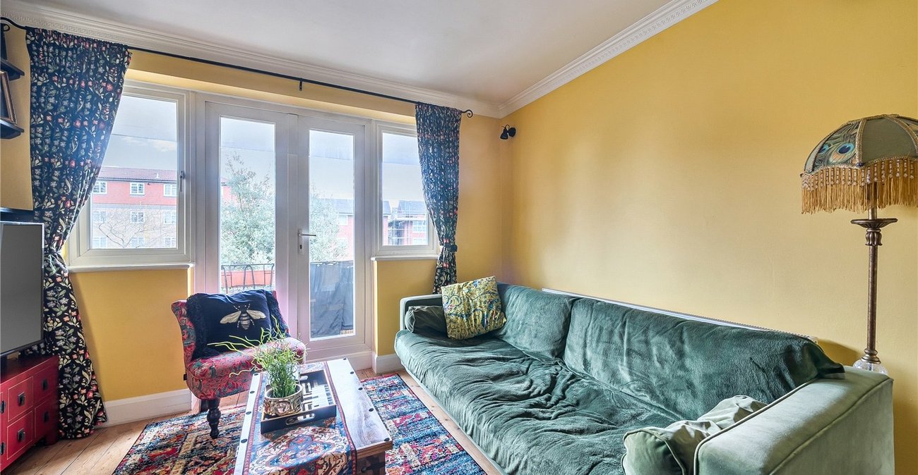 2 bedroom property for sale in Sydenham | Robinson Jackson