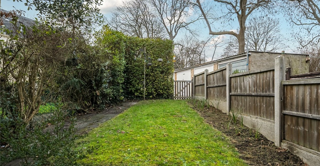 2 bedroom property for sale in Sydenham | Robinson Jackson